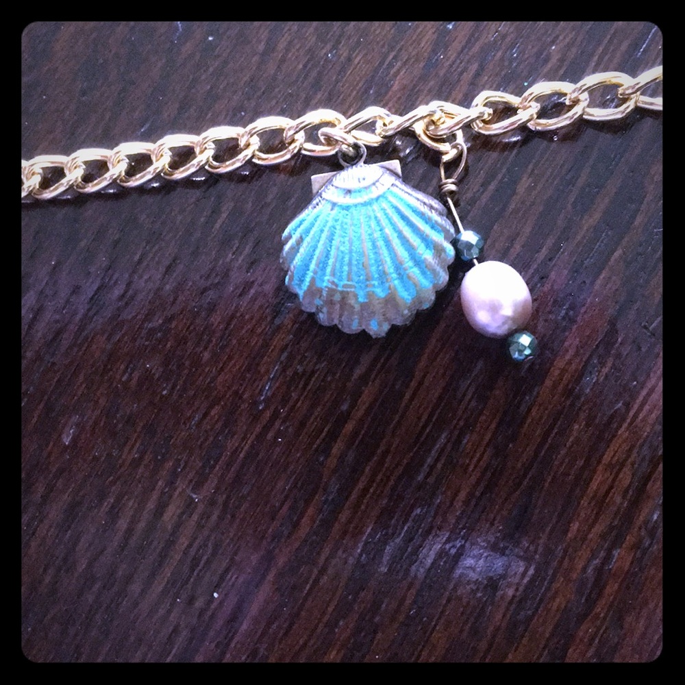 Gold Filled Seashell Bracelet.